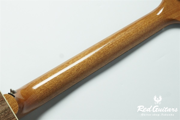 J-200 Studio Walnut - Walnut Burst